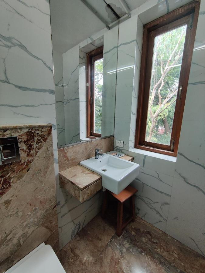 Capital Hotel Mumbai Luaran gambar